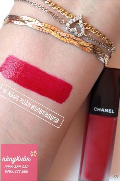 Swatch son Chanel 152 Choquant màu đỏ thẫm