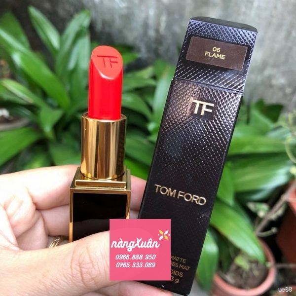 Review son Tom Ford 06 Flame