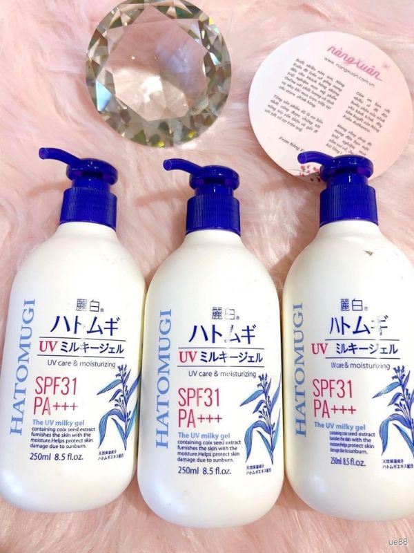 Sữa Dưỡng Thể Chống Nắng HATOMUGI The UV Milky Gel SPF31 PA+++ 250ml Nhật Bản